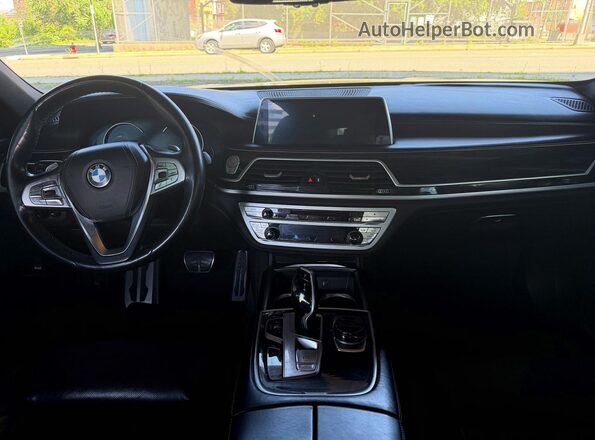 WBA7F2C56K8240643 2019 BMW OTHER Black Սալոնի դիմացի տեսք