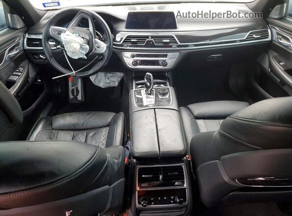 WBA7F2C57HG421875 2017 BMW 7 SERIES Silver Widok deski rozdzielczej