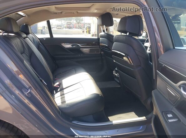 WBA7T2C06LCD77190 2020 BMW 7 SERIES Gray Vista de la etiqueta del VIN