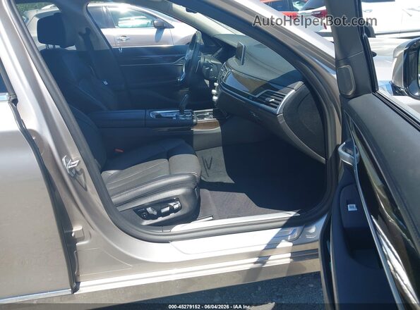 WBA7T4C02MCG36447 2021 BMW 7 SERIES Brown Սալոնի դիմացի տեսք
