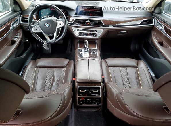 WBA7U2C02LGM27795 2020 BMW OTHER Gray Widok deski rozdzielczej