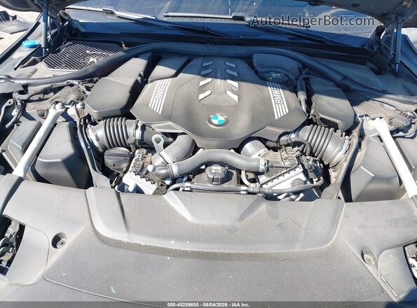 WBA7U2C04NCH50758 2022 BMW 7 SERIES Gray Widok z tyłu