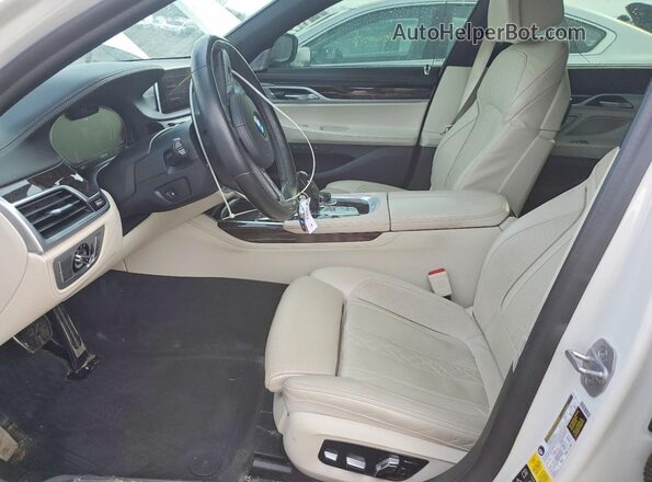 WBA7U2C08LGJ59237 2020 BMW OTHER White Front interior view