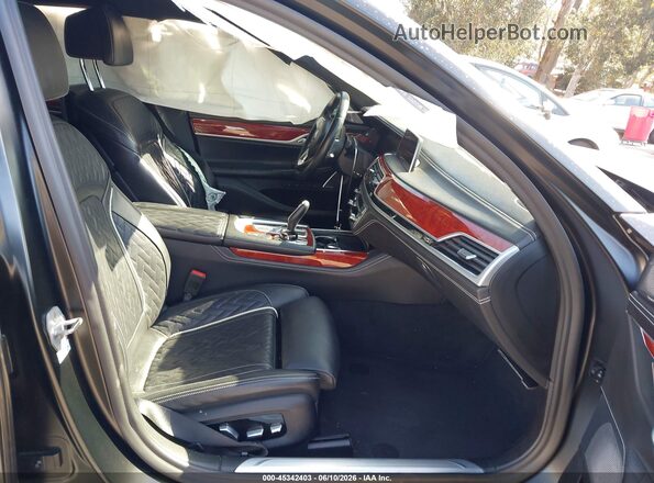 WBA7U2C12LCD08308 2020 BMW ALPINA Черный Вид салона спереди