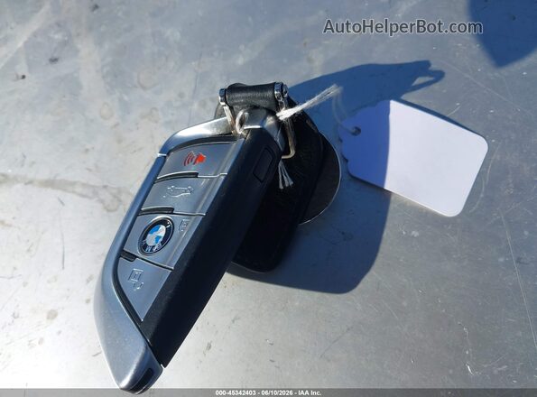 WBA7U2C12LCD08308 2020 BMW ALPINA Черный Вид панели приборов