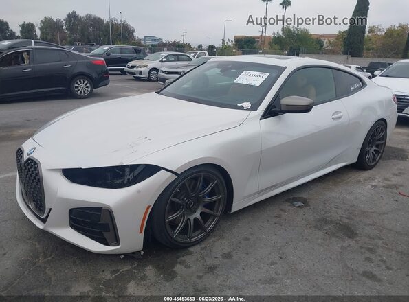 WBA83AP00NCH78245 2022 BMW M4 White წინა მარცხენა ხედი სამი მეოთხედიდან