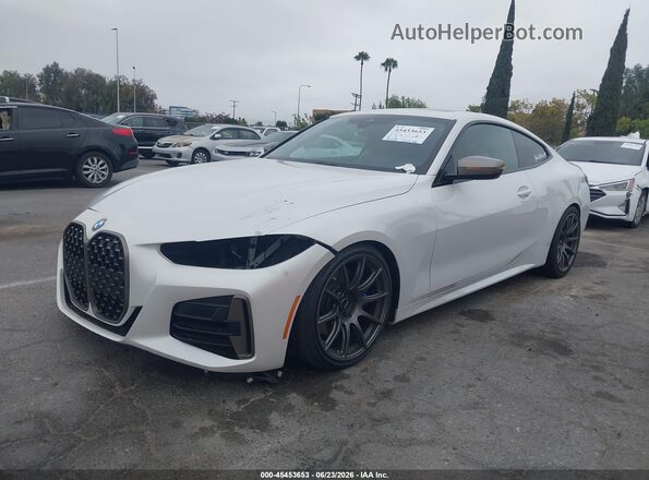 WBA83AP00NCH78245 2022 BMW M4 White უკანა სალონის ხედი