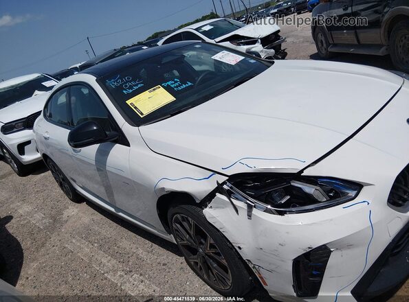 WBA83GG02T7U34857 2026 BMW 2 SERIES White Вид задньої частини салону