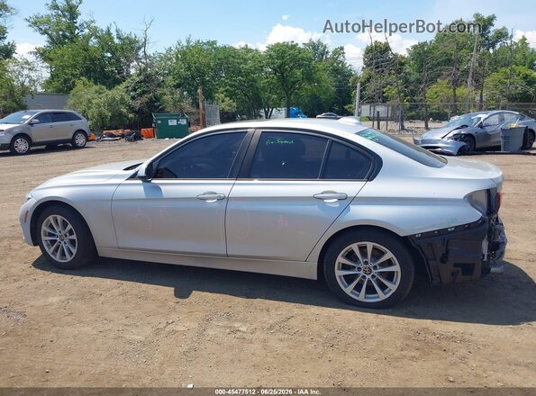 WBA8A3C51JA357995 2018 BMW 3 SERIES Silver Vista interior de 360 grados