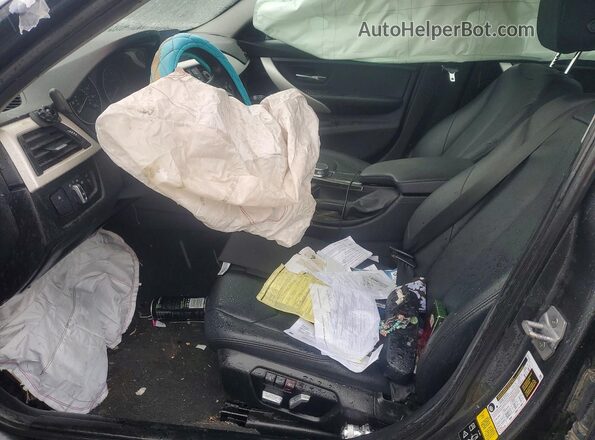 WBA8A3C54JA499595 2018 BMW OTHER Синий Вид салона спереди