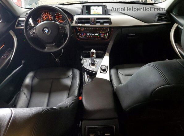 WBA8A3C55JA495328 2018 BMW OTHER Gray Dashboard view