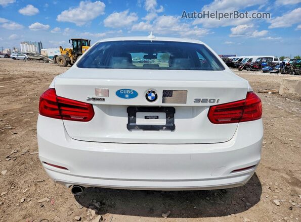 WBA8A3C57JA486923 2018 BMW OTHER Белый Вид сзади
