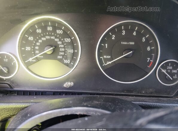 WBA8A3C59GK551290 2016 BMW 3 SERIES Red Widok tylnych siedzeń