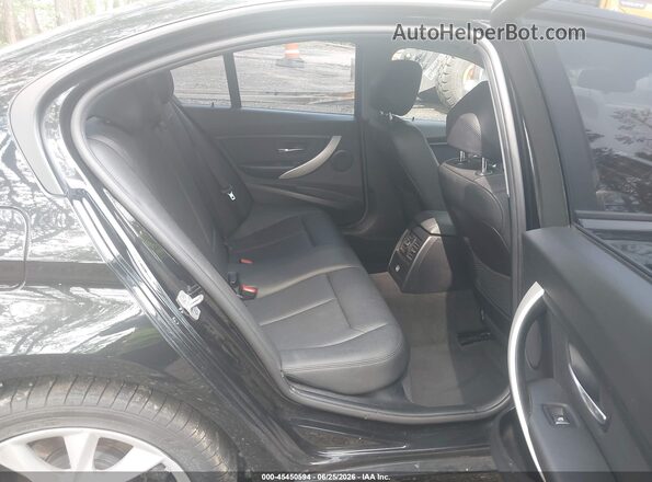 WBA8A3C5XJA489654 2018 BMW 3 SERIES Black Vista de la etiqueta del VIN