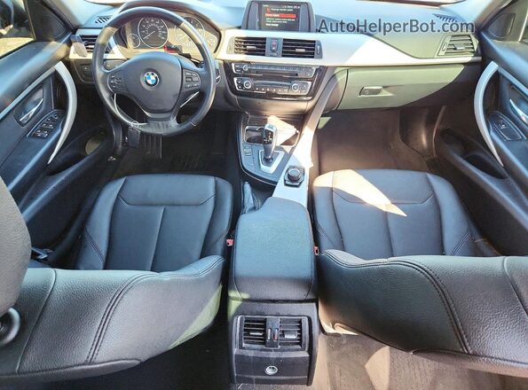 WBA8A9C59JAH13664 2018 BMW 3 SERIES White Dashboard view