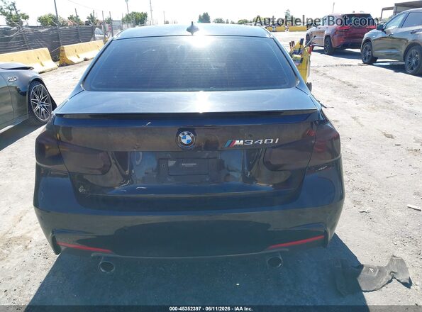 WBA8B3C55JK385077 2018 BMW 3 SERIES Black 