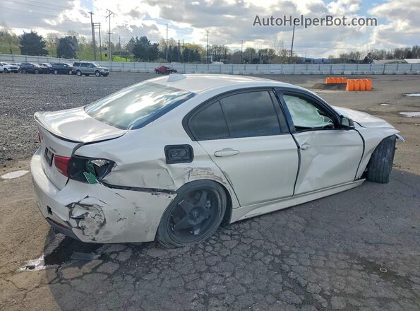 WBA8B3G37HNU35964 2017 BMW 3 SERIES White Tył prawy