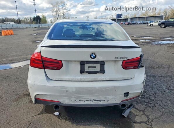 WBA8B3G37HNU35964 2017 BMW 3 SERIES White Widok z tyłu