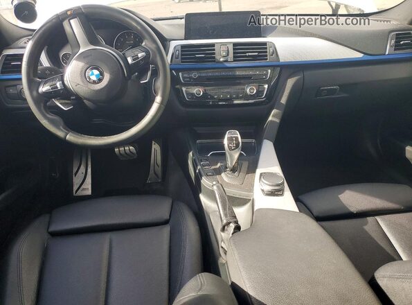 WBA8B3G37HNU35964 2017 BMW 3 SERIES White Widok deski rozdzielczej