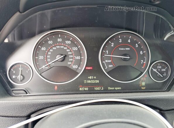 WBA8B7C52JA585444 2018 BMW 3 SERIES Black Widok zestawu wskaźników