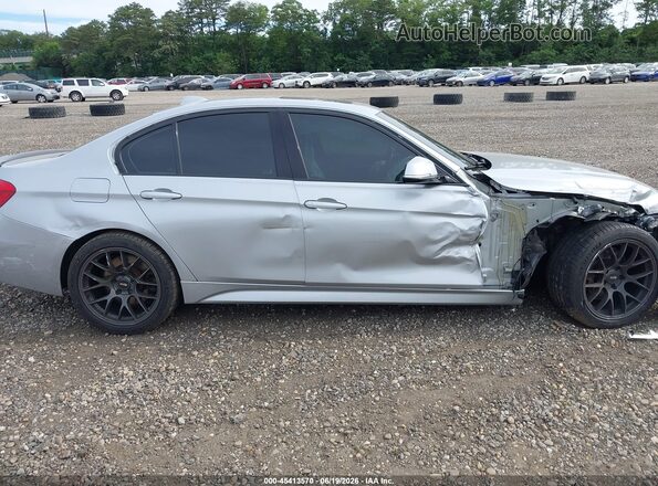 WBA8B7G57JNU94835 2018 BMW 3 SERIES Silver Rear interior view