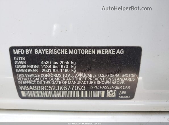 WBA8B9C52JK677093 2018 BMW 3 SERIES White Engine compartment view