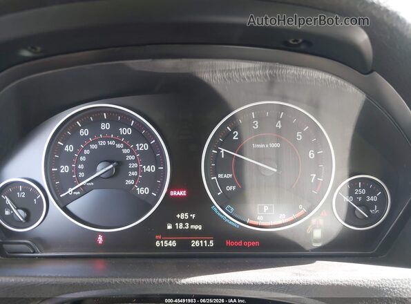WBA8B9C54JK676933 2018 BMW 3 SERIES Red Widok tylnych siedzeń