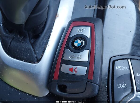 WBA8B9C56JEE81806 2018 BMW 3 SERIES White Dashboard view
