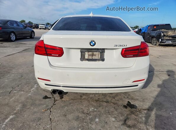 WBA8B9G31HNU51936 2017 BMW OTHER Белый Вид сзади