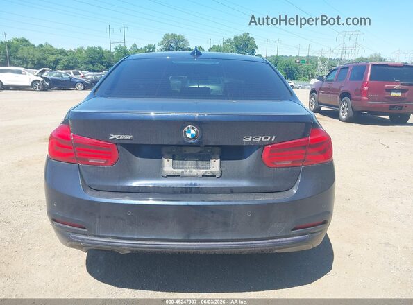 WBA8D9C38HA011946 2017 BMW 7 SERIES Blue 