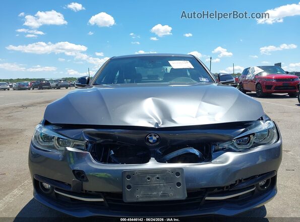 WBA8D9C56JA615423 2018 BMW 3 SERIES Gray ხელსაწყოთა პანელის ხედი