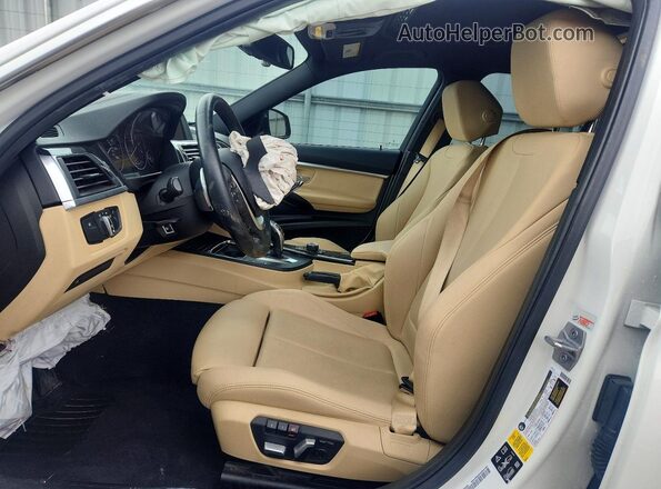 WBA8D9C57JEB35175 2018 BMW 7 SERIES White 