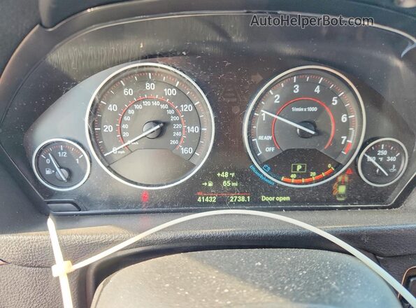 WBA8D9C57JEM33528 2018 BMW OTHER Gray Vista del cuadro de instrumentos