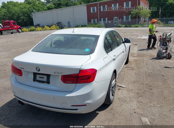 WBA8D9G31HNU61960 2017 BMW 3 SERIES White Trasero derecho