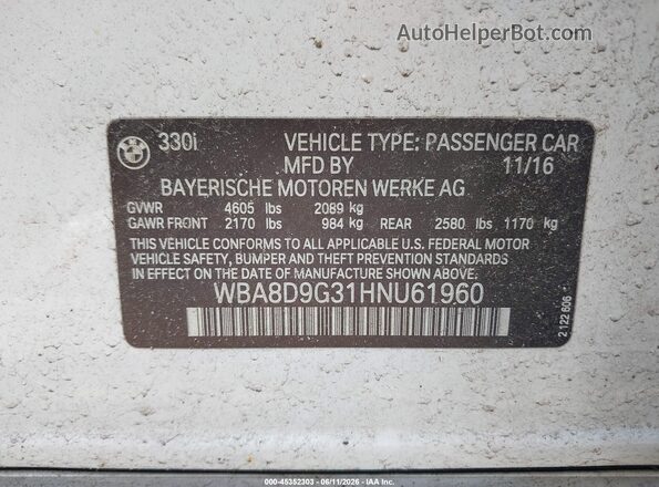 WBA8D9G31HNU61960 2017 BMW 3 SERIES White Vista del compartimento del motor
