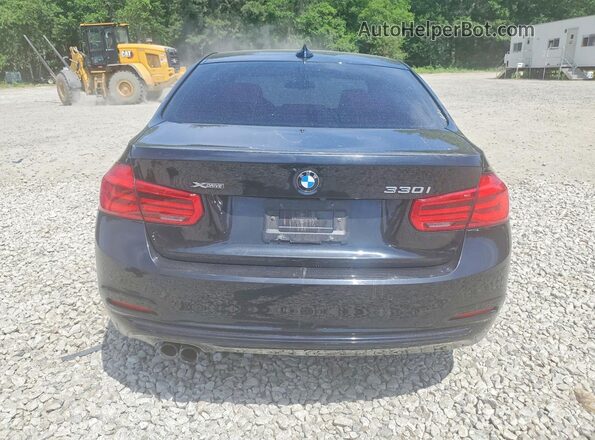 WBA8D9G38HNU65665 2017 BMW 3 SERIES Черный Вид сзади