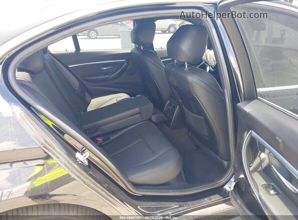 WBA8E1C31HA029106 2017 BMW 3 SERIES Черный Вид наклейки с VIN-кодом