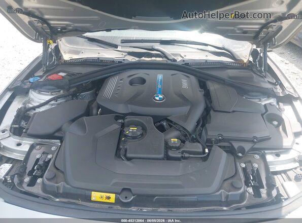 WBA8E1C55JA762976 2018 BMW 3 SERIES Silver Vista trasera