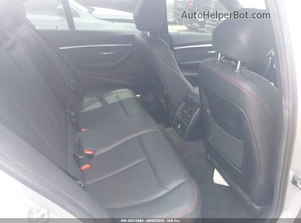 WBA8E1C55JA762976 2018 BMW 3 SERIES Silver Vista de la etiqueta del VIN