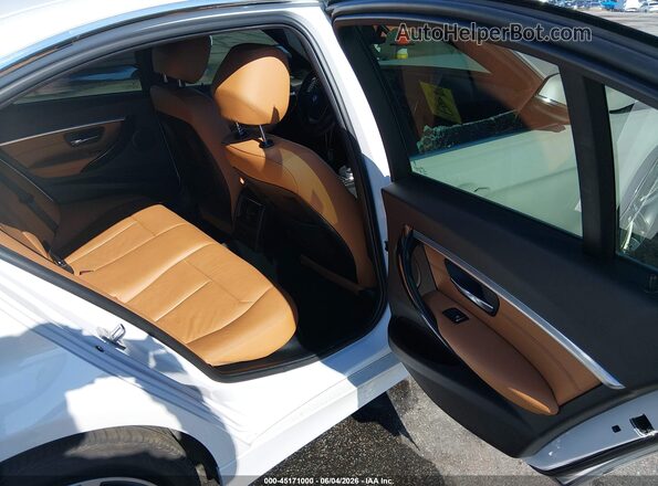 WBA8E1C57JA178076 2018 BMW 3 SERIES White Вид наклейки з VIN-кодом