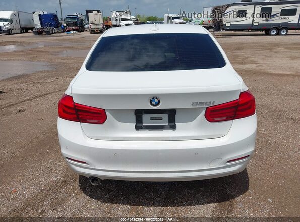 WBA8E1G52HNT72477 2017 BMW 3 SERIES White 