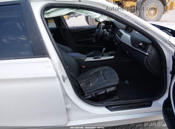 WBA8E1G56HNU15315 2017 BMW 3 SERIES White Front interior view