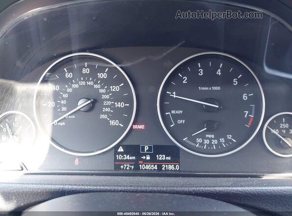 WBA8E1G58GNT99276 2016 BMW 3 SERIES Белый Вид задних сидений