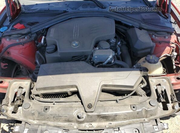 WBA8E1G59HNU12604 2017 BMW 3 SERIES Red Widok wnętrza z tyłu