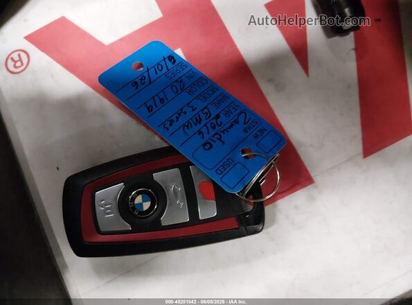 WBA8E3G53GNT74958 2016 BMW 3 SERIES Белый Вид панели приборов