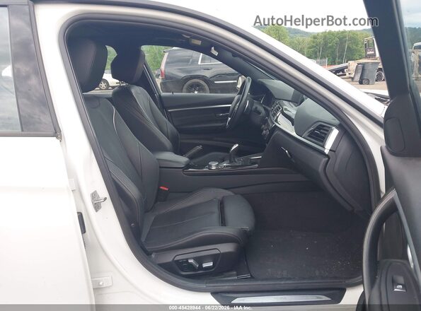 WBA8E3G56GNU00064 2016 BMW OTHER White Սալոնի դիմացի տեսք