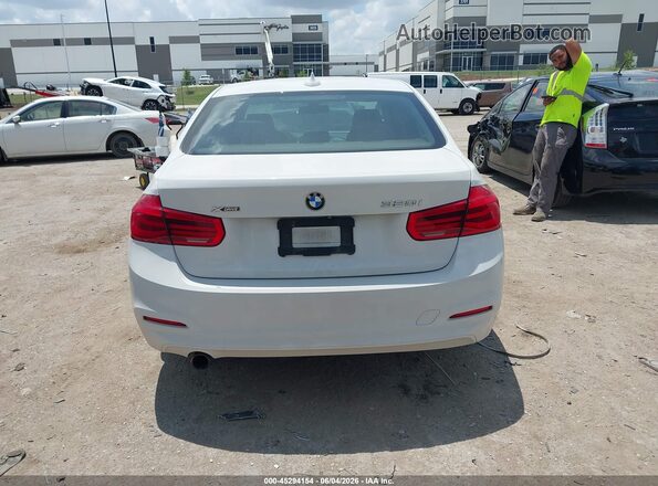 WBA8E5G55JNV02121 2018 BMW 3 SERIES White 