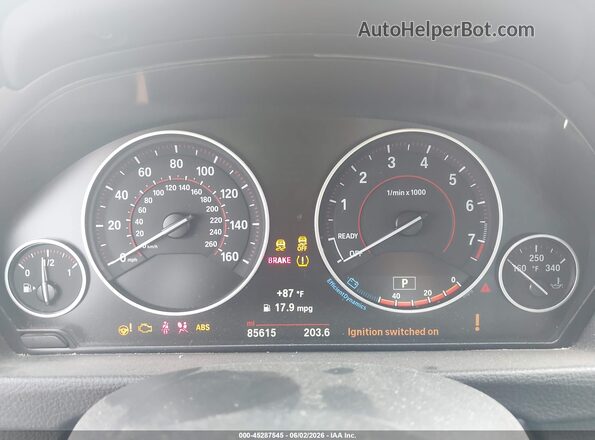 WBA8E9G52GNT43221 2016 BMW 3 SERIES Red Widok tylnych siedzeń