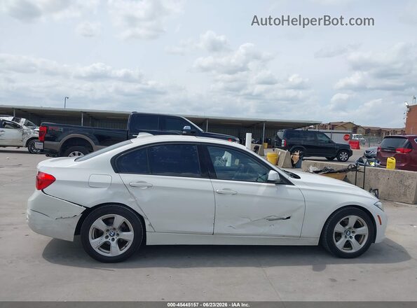 WBA8E9G54GNT88337 2016 BMW 3 SERIES White Rear interior view
