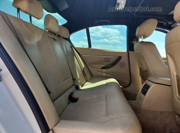WBA8E9G58GNU29424 2016 BMW 3 SERIES Белый Вид задних сидений
